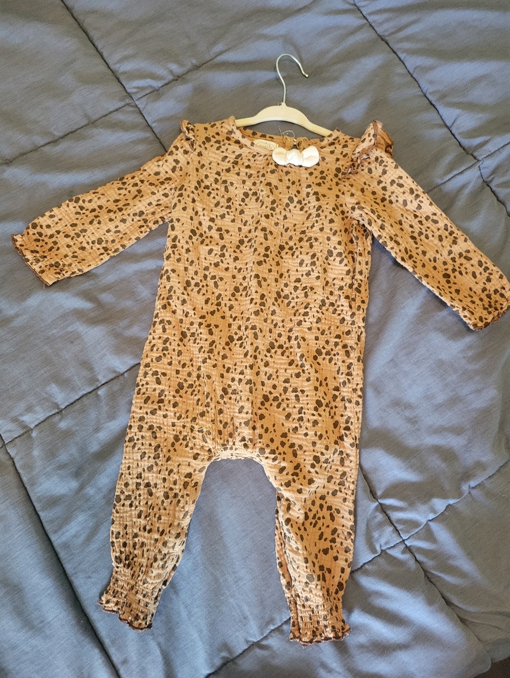 NWOT Leopard Mud Pie Romper 12-18 Months